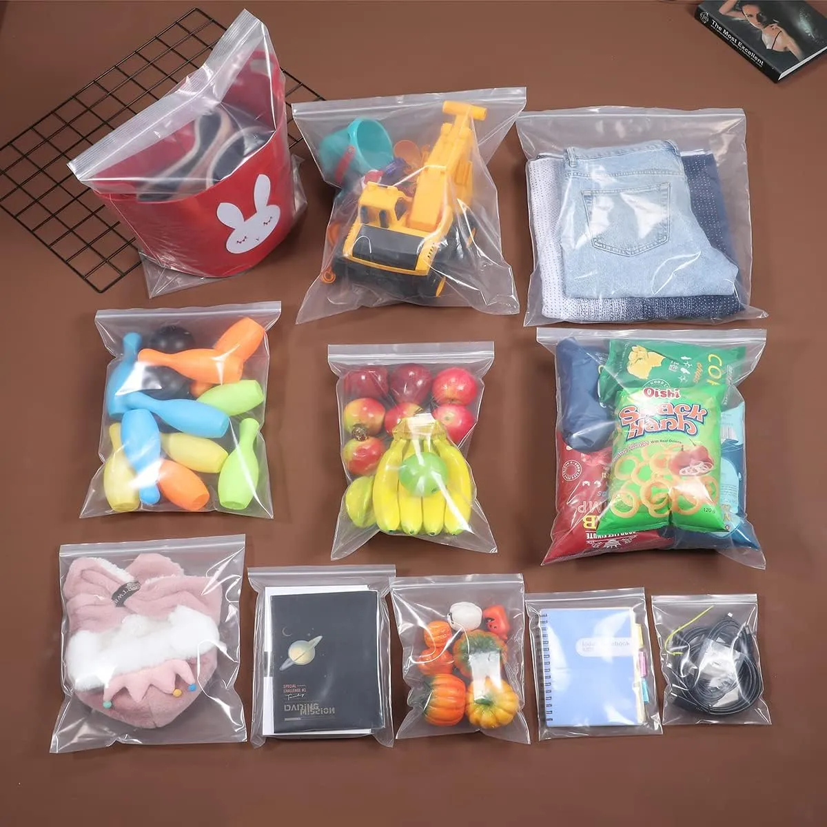 13" x 15" Large Thick 4 Mil Clear Zip Poly Lock Plastic Bags Seal Reclosable Zip Bag Heavy-Duty Clothing T-Shirt Pants Toys Zipper Storage Bags -20 Pack