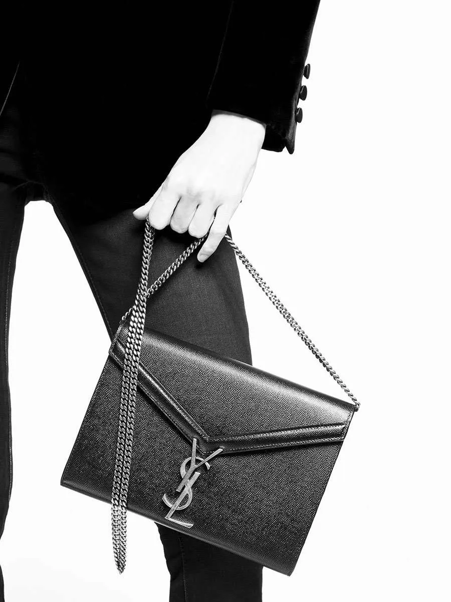 Cassandra Chain Wallet in Red Legion Grain de Poudre Leather