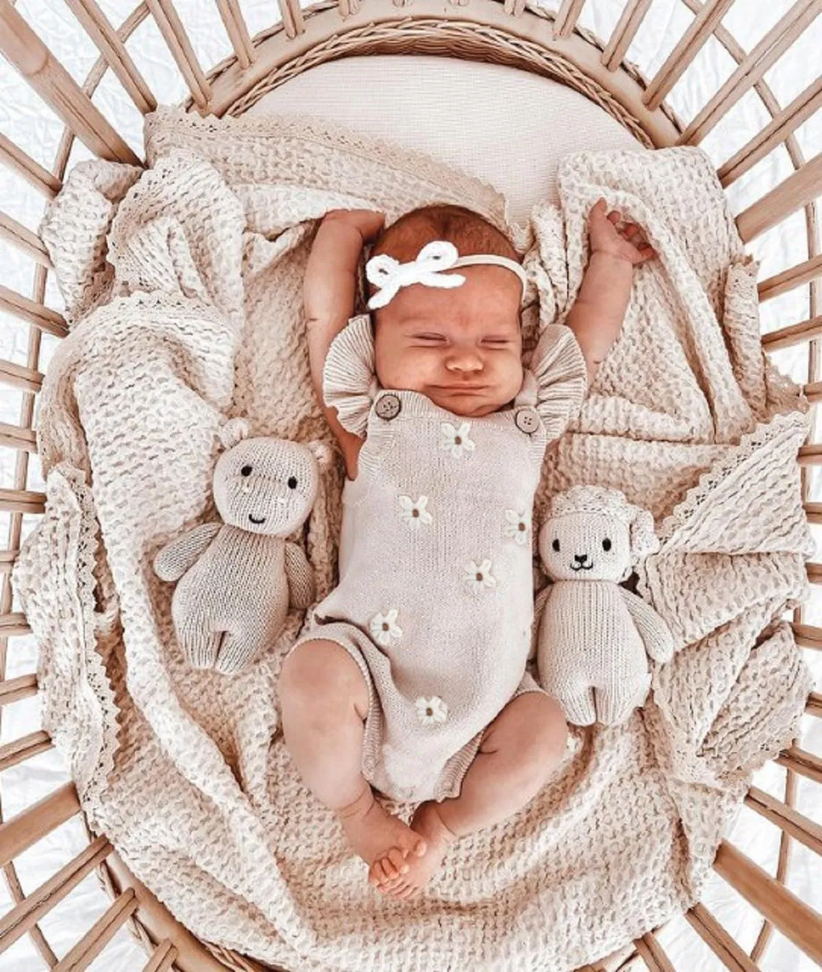 Infant Baby Girl Summer Sleeveless Strap Bubble Romper One Piece Newborn Knitted Floral Bodysuit Outfit