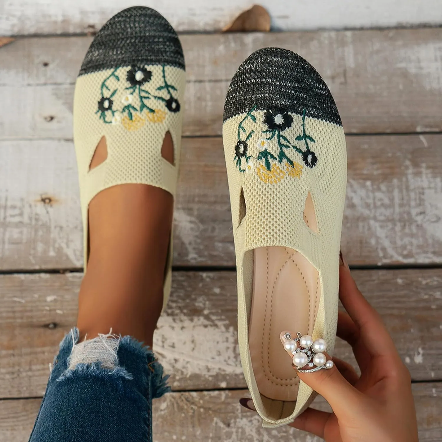 Ladies Fashion Breathable Mesh Knitted Flower Embroidery Flat Bottom Casual Womens Fashion Casual Shoes Wedge Sneaker