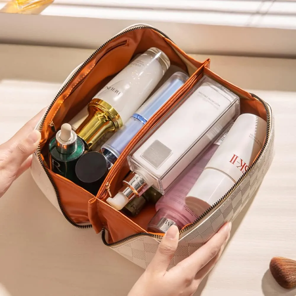Large Capacity Travel Cosmetic Bags Plaid Checkered Makeup Bag Portable Multifunctional PU Leather Waterproof Skincare Bag with Handle and Divider (Black)
