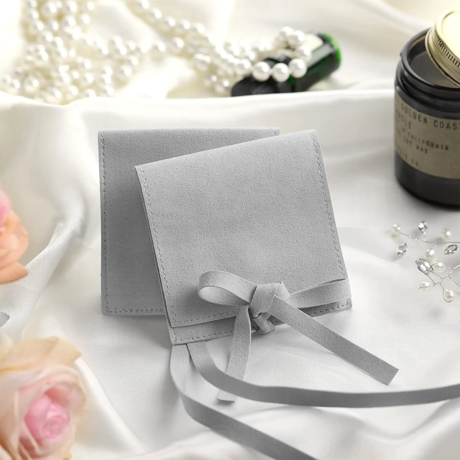 Lothee 40 Pcs Microfiber Jewelry Pouch 8x8 cm Jewelry Packaging Luxury Small Gift Bags Bow Tie Microfiber Bag for Bracelet Necklace Packaging,Envelope Style with String and Divider(Gray)