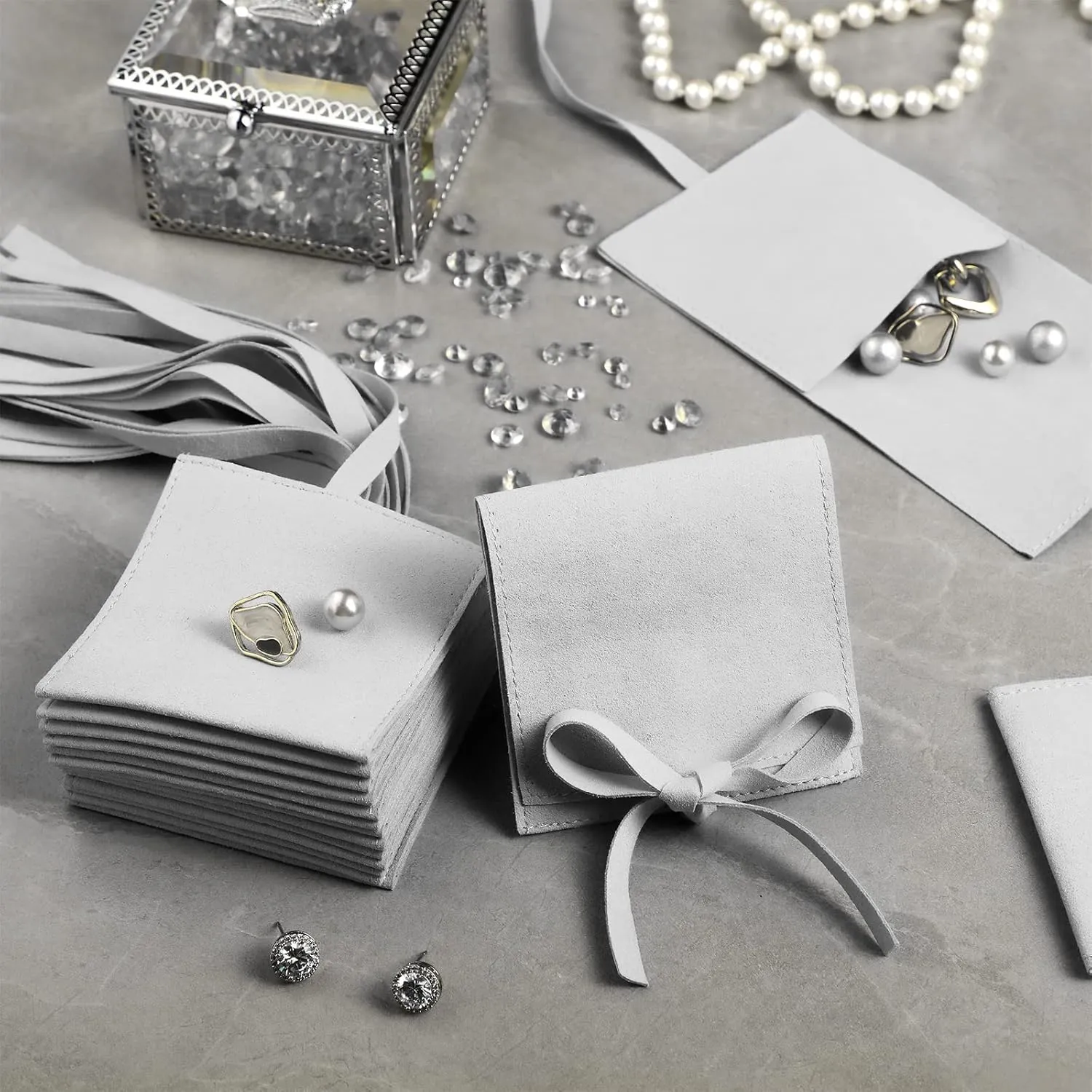 Lothee 40 Pcs Microfiber Jewelry Pouch 8x8 cm Jewelry Packaging Luxury Small Gift Bags Bow Tie Microfiber Bag for Bracelet Necklace Packaging,Envelope Style with String and Divider(Gray)