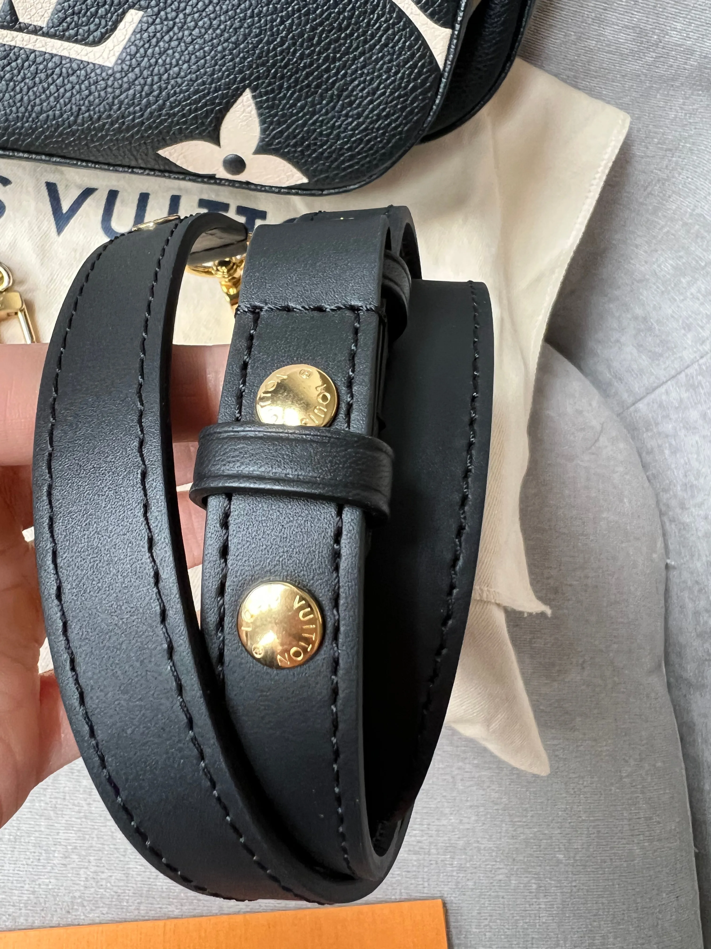 Louis Vuitton Multi Pochette Accessoires Black Beige Empreinte (RRP £2120)
