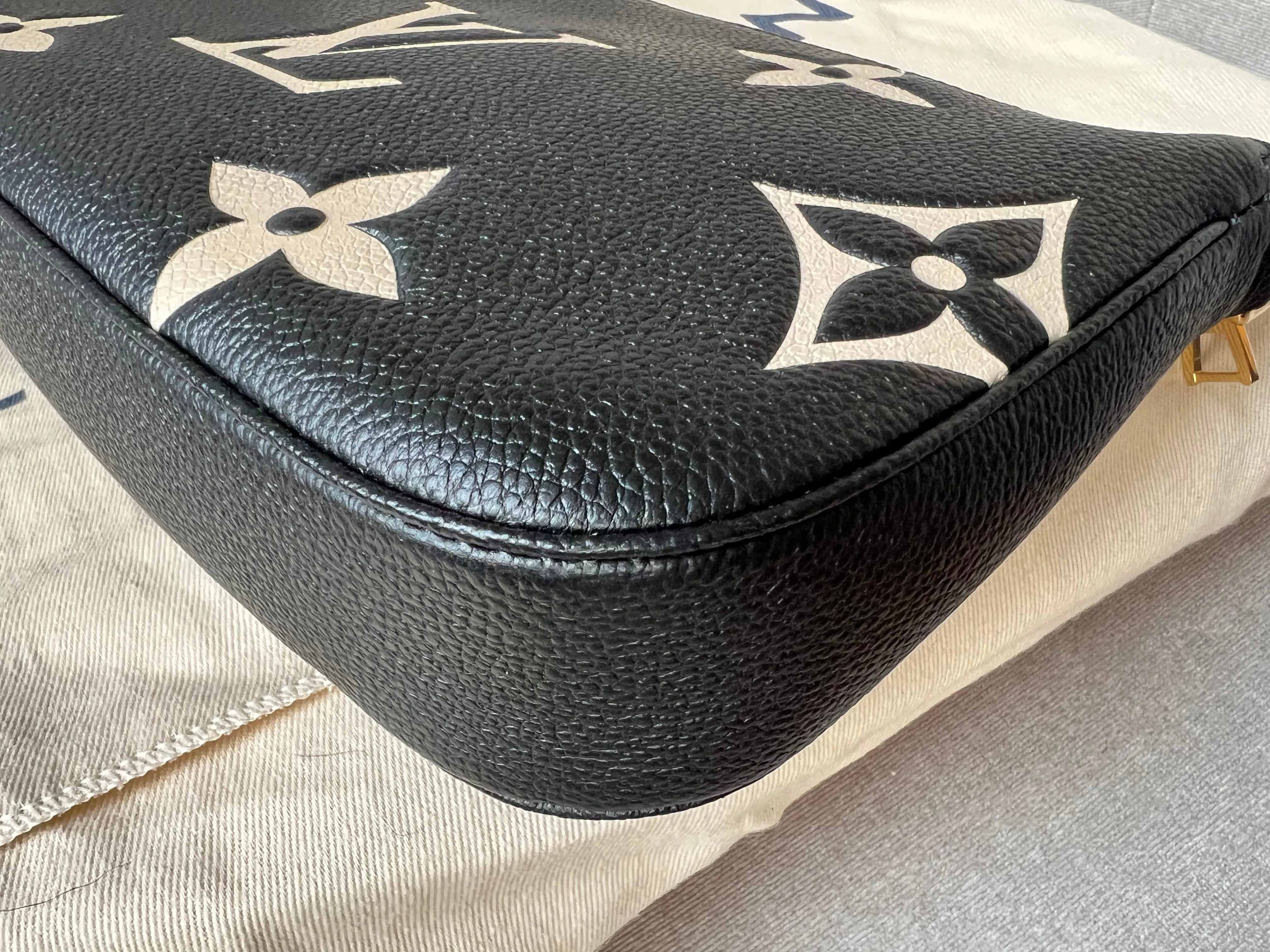Louis Vuitton Multi Pochette Accessoires Black Beige Empreinte (RRP £2120)