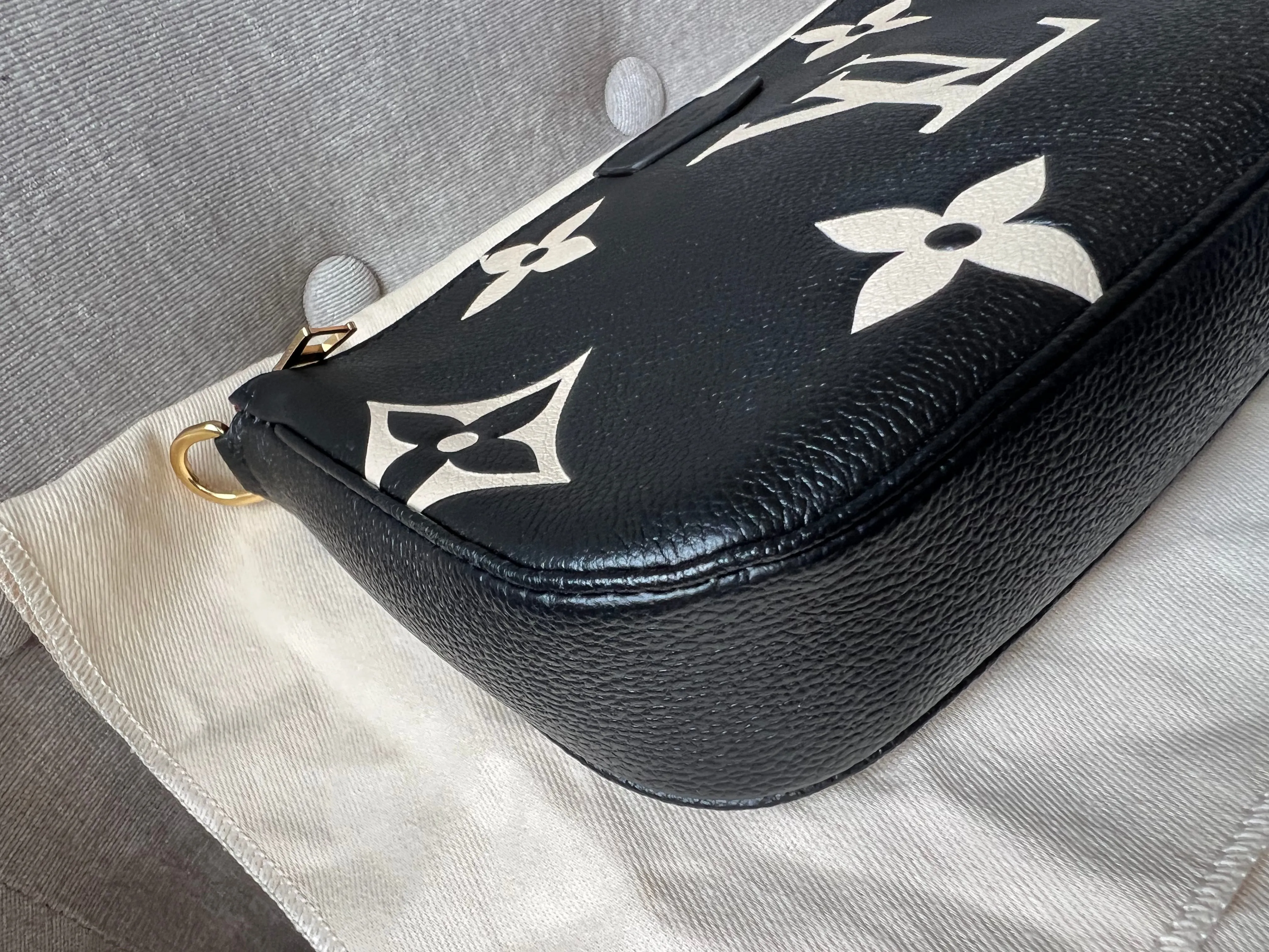 Louis Vuitton Multi Pochette Accessoires Black Beige Empreinte (RRP £2120)