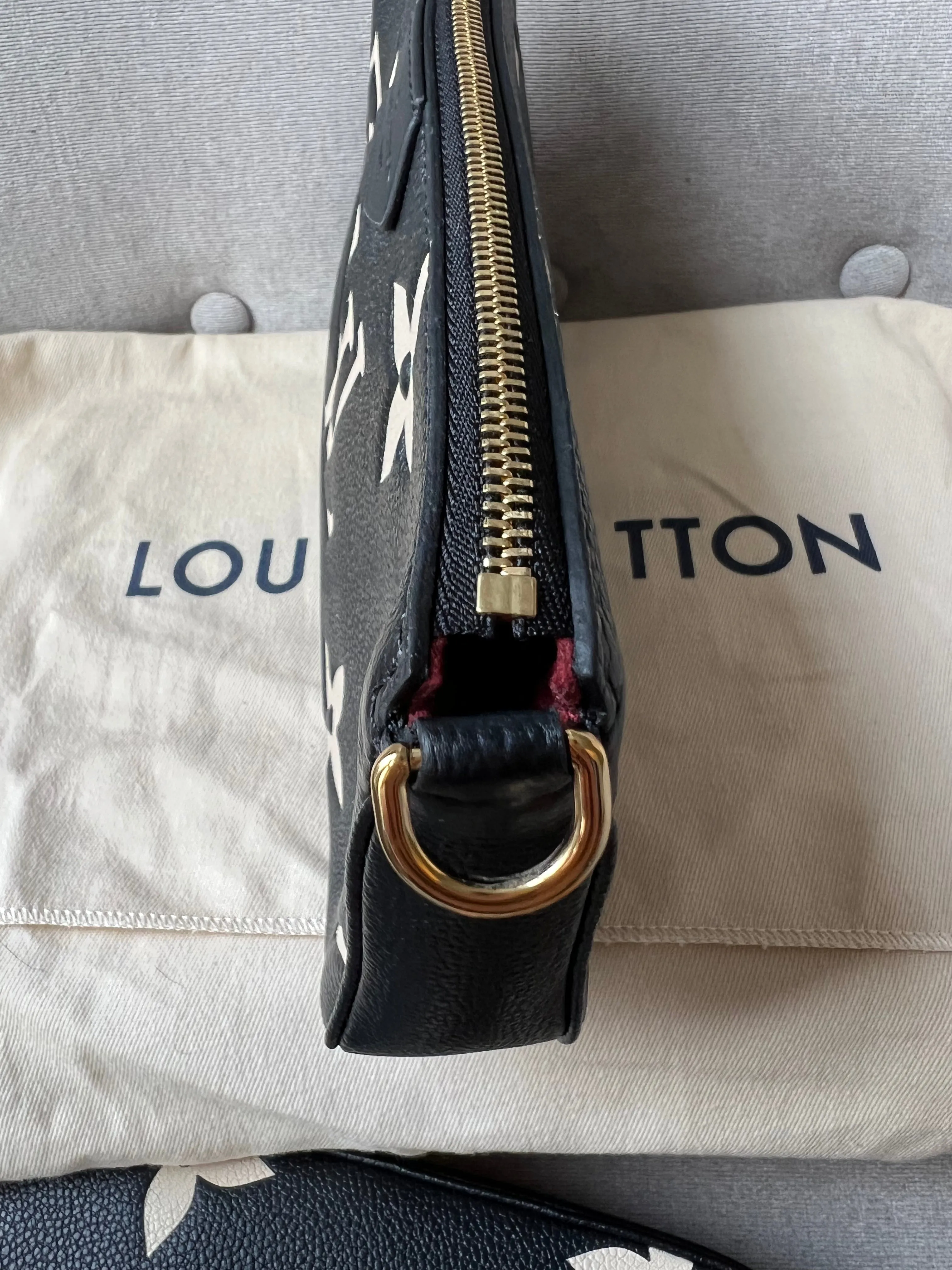 Louis Vuitton Multi Pochette Accessoires Black Beige Empreinte (RRP £2120)