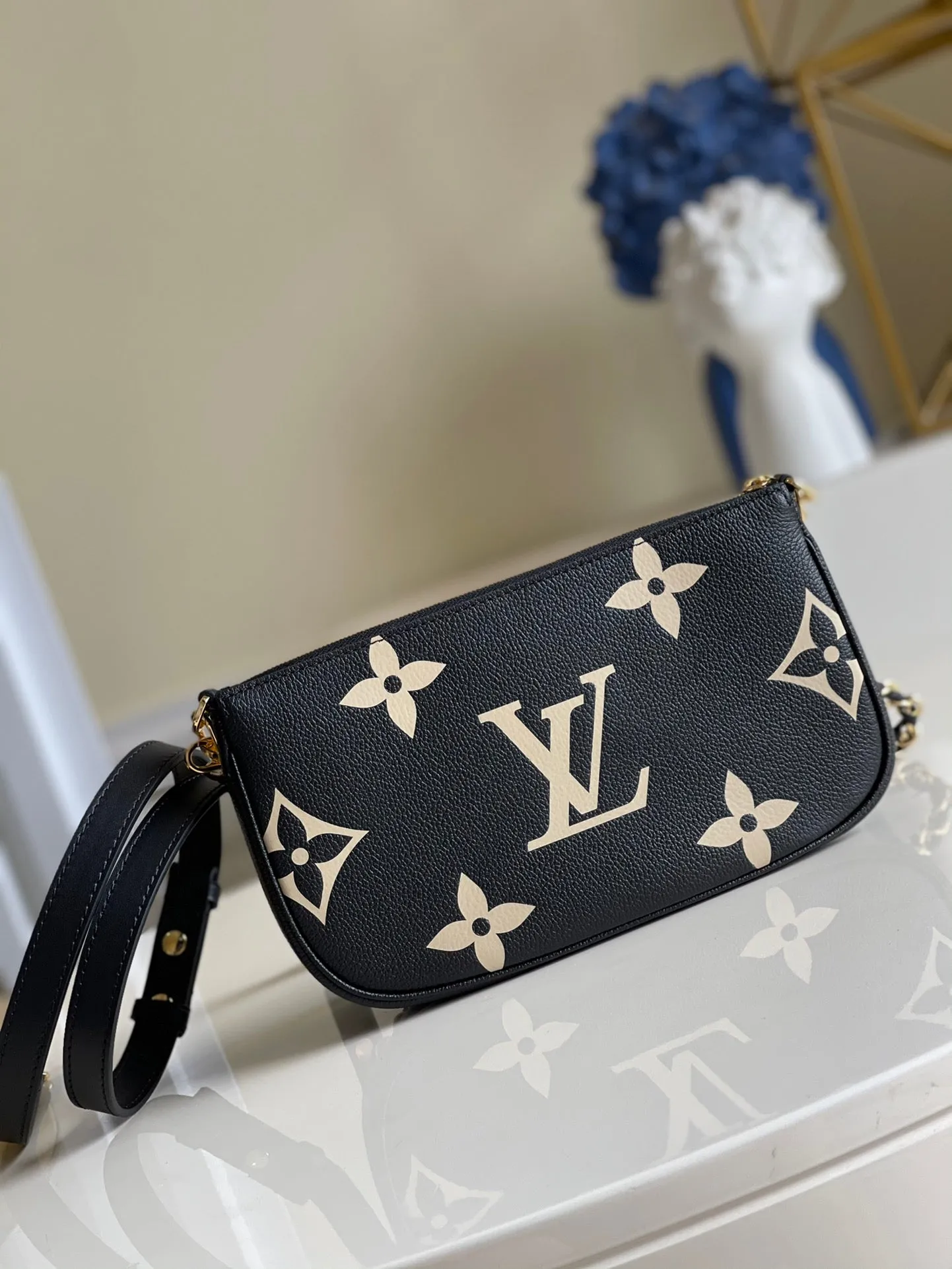 Louis Vuitton Multi Pochette Accessories Bag