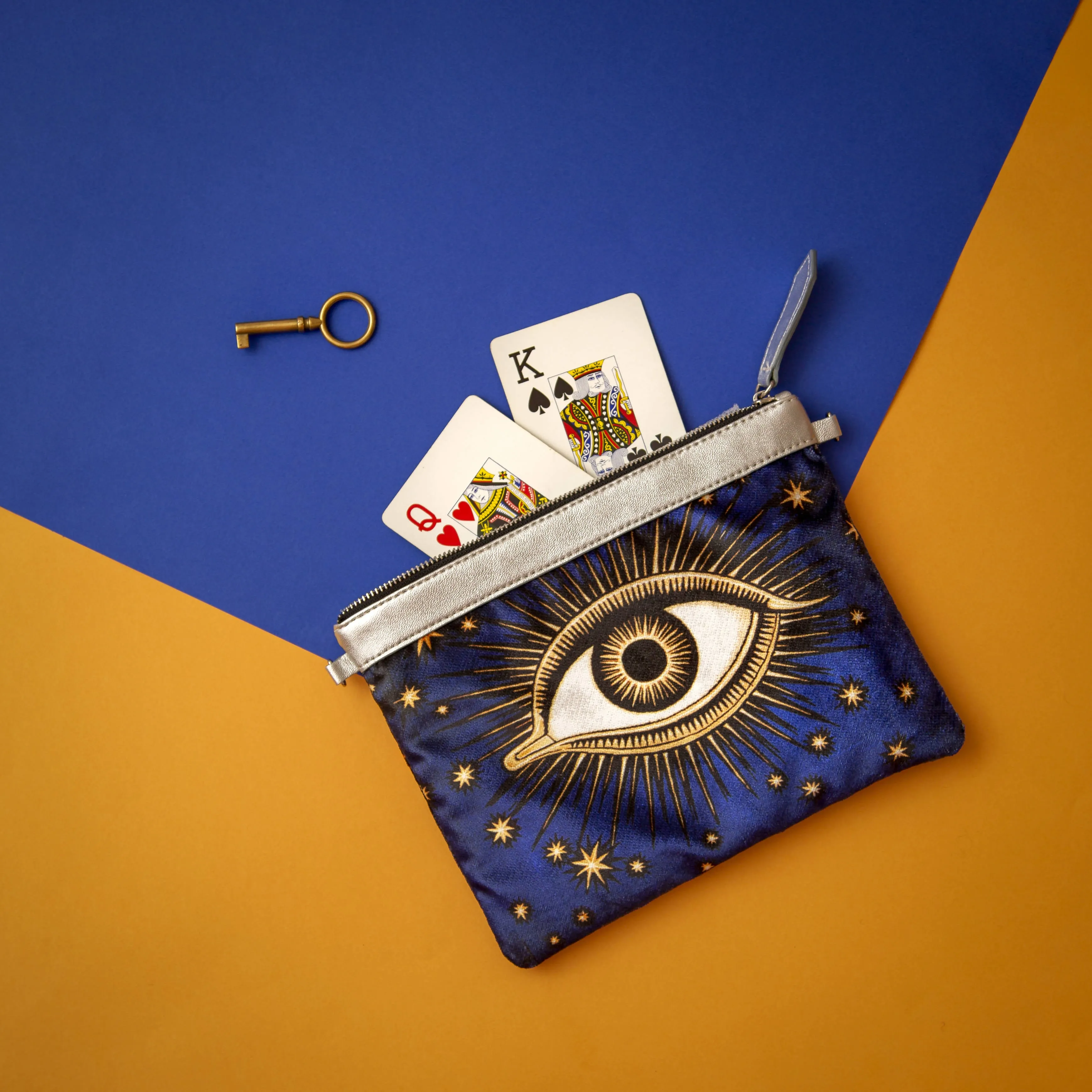 Magical Eye Pouch