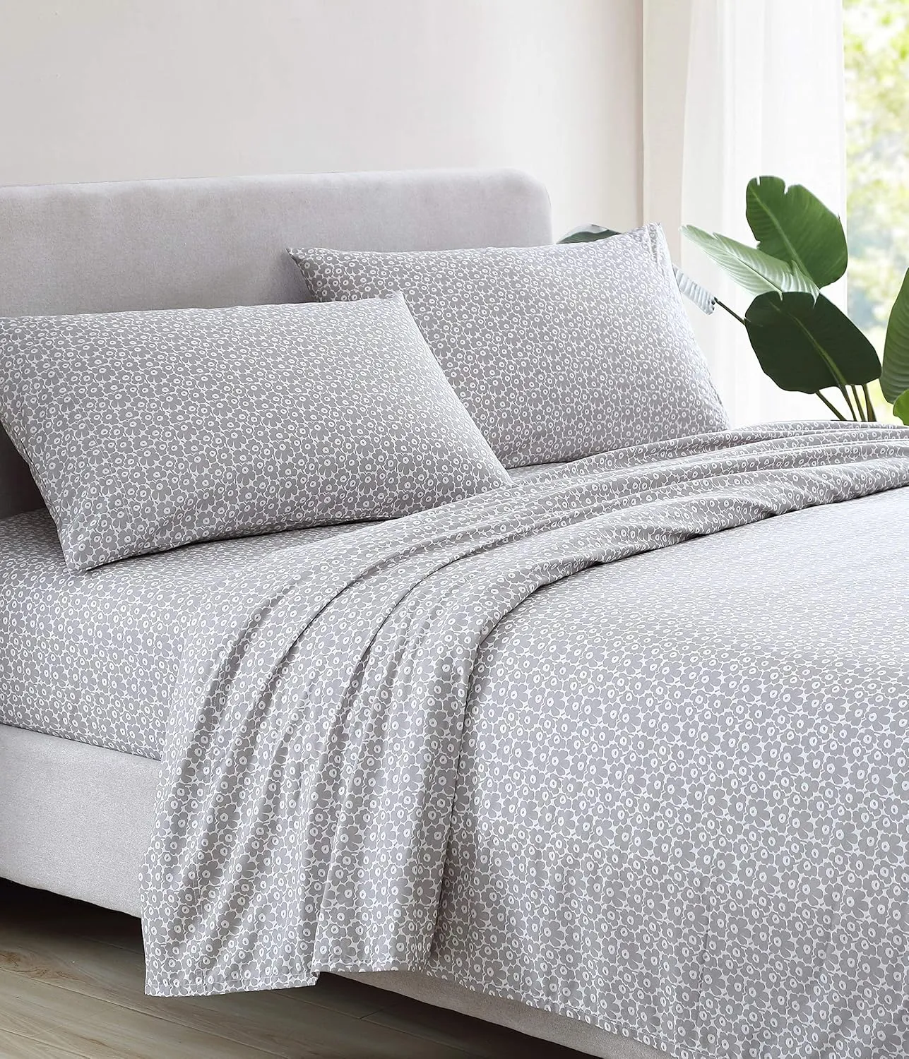 Marimekko - Pillowcase Set, Cotton Percale Bedding, Smooth & Cool Home Decor (Pikkuinen Unikko Grey, Standard)
