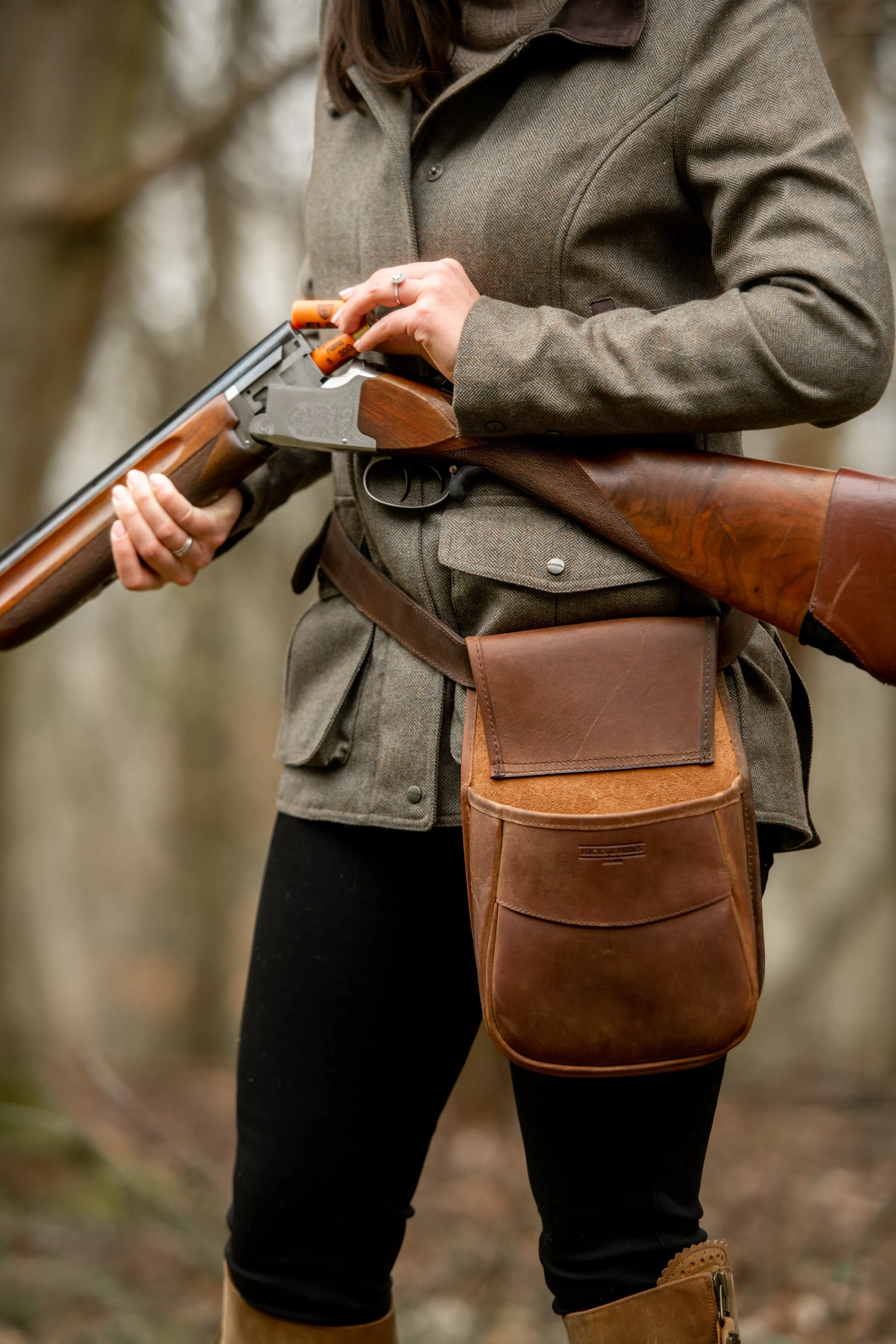 Nubuck Shooting Pouch