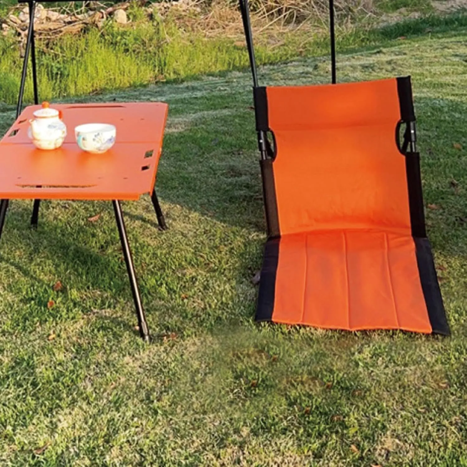 Reclining Beach Mat 15x43.3x15.8'' Oxford Cloth Waterproof Foldable Beach Lounge Chair Lightweight & Portable Beach Lounger for Adults Holidays Camping Park Beach Mat Lounge Chair