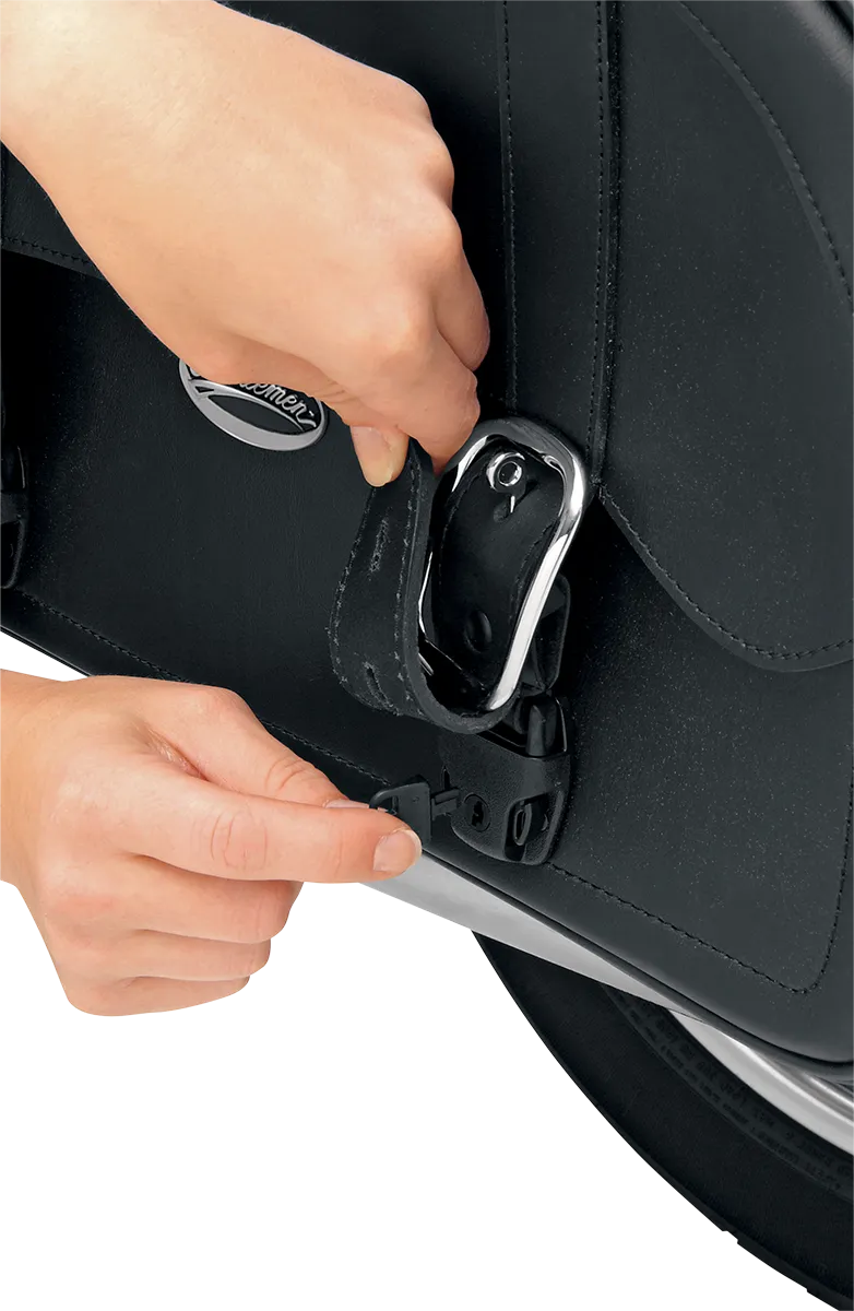 Saddlemen Drifter Slant Saddlebag - Throw Over - 22in.L x 10 1/2in.H x 7in.D 3501-0321