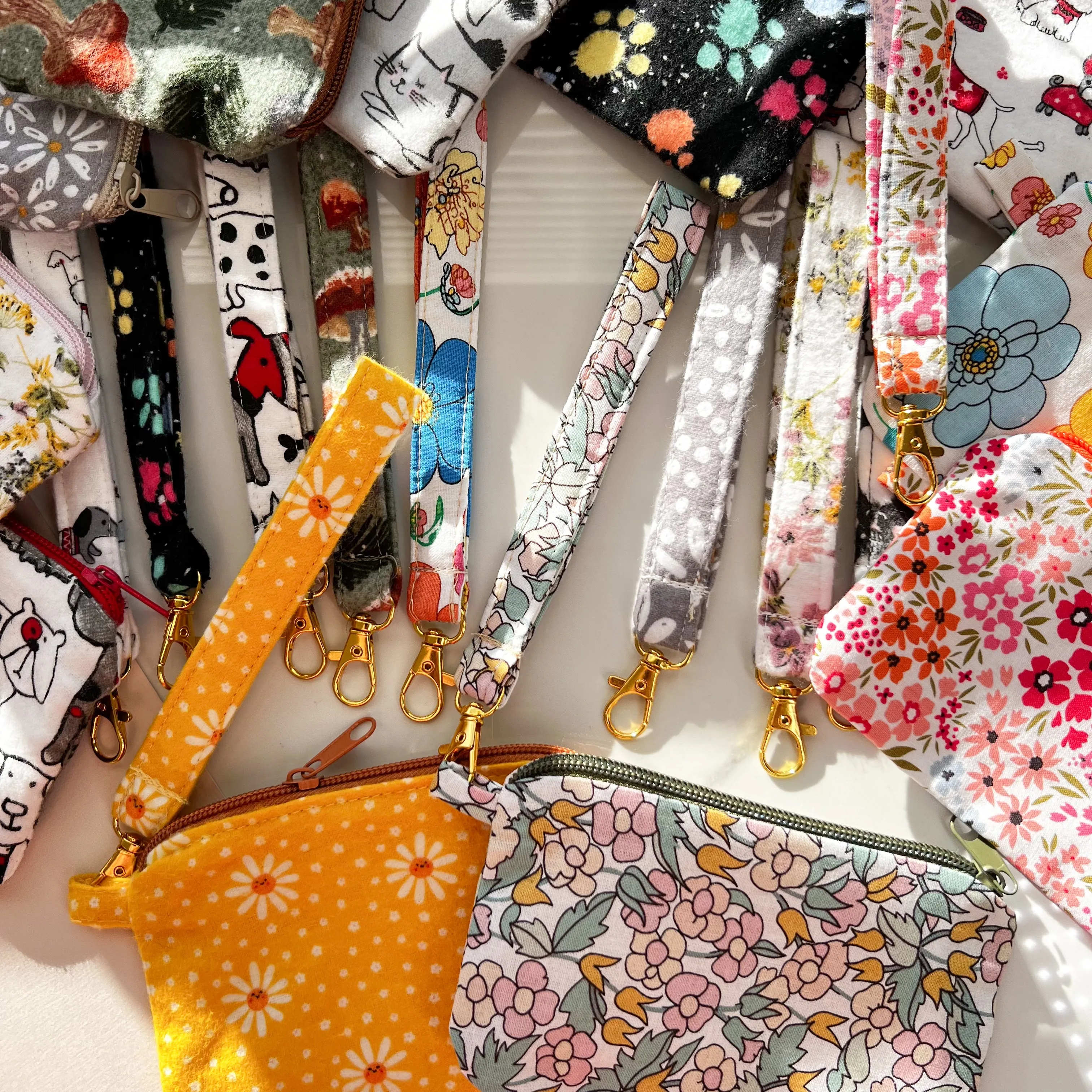 Small Fabric Zipper Pouch, Purse Organizer, Change Pouch