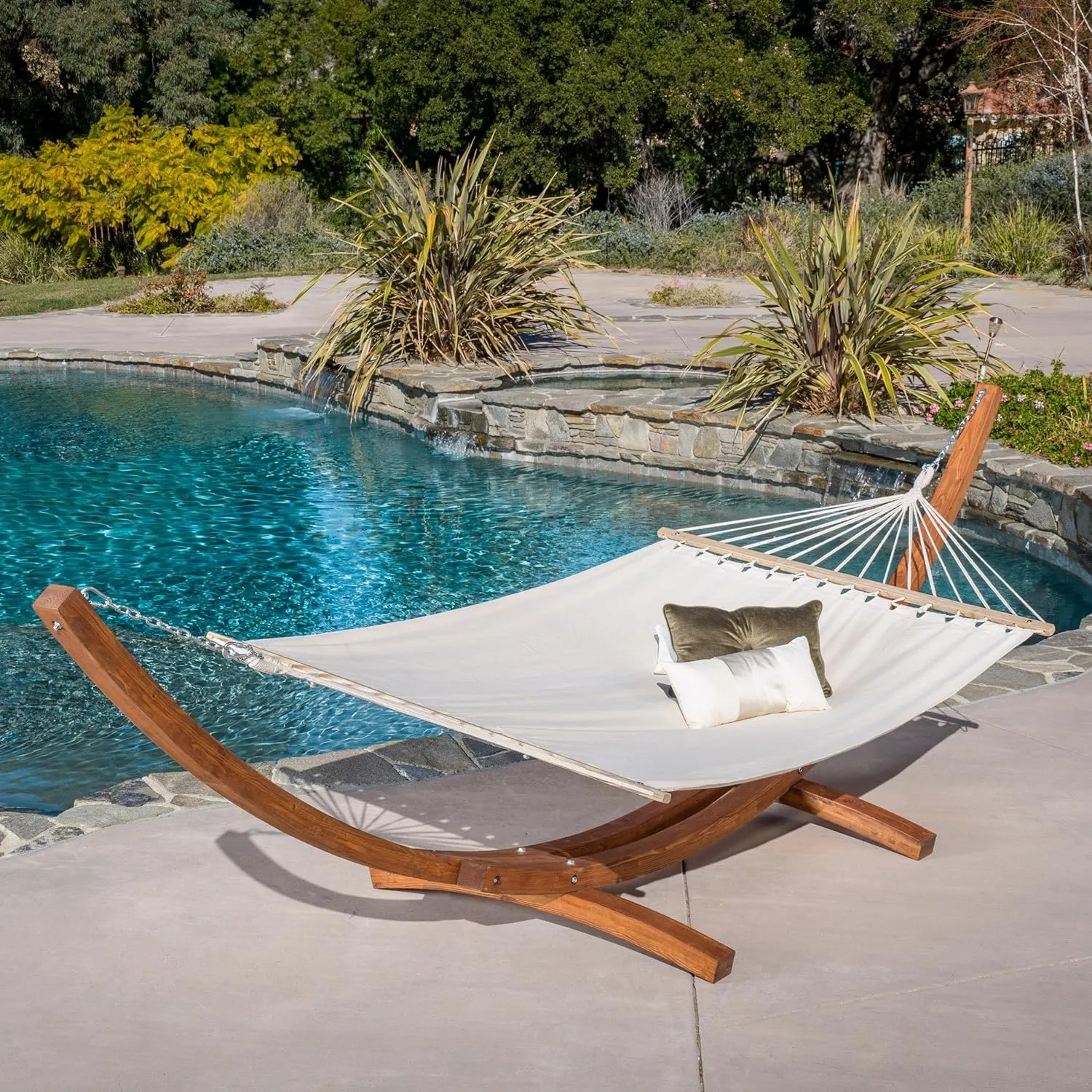 Stylish and Durable Outdoor Hammock with Curved Wooden Frame, Quick-Drying Cotton Fabric, Cream Finish