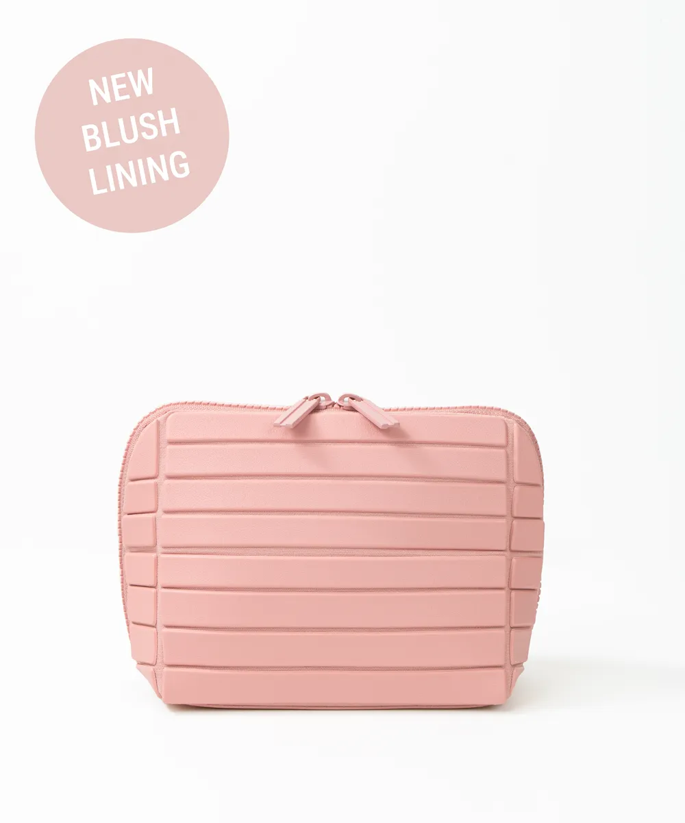 the small blush traveller