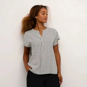 Tiah Blouse