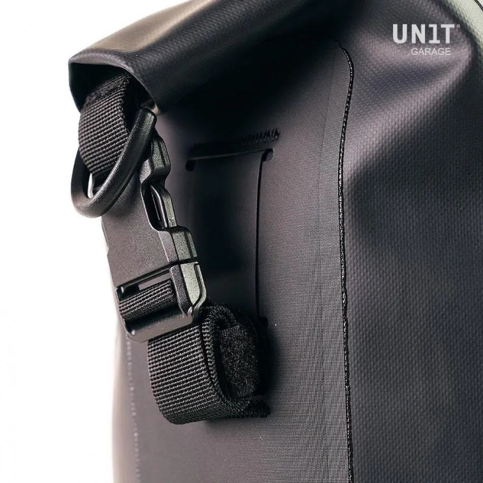 UNIT GARAGE KHALI SIDE PANNIER IN TPU