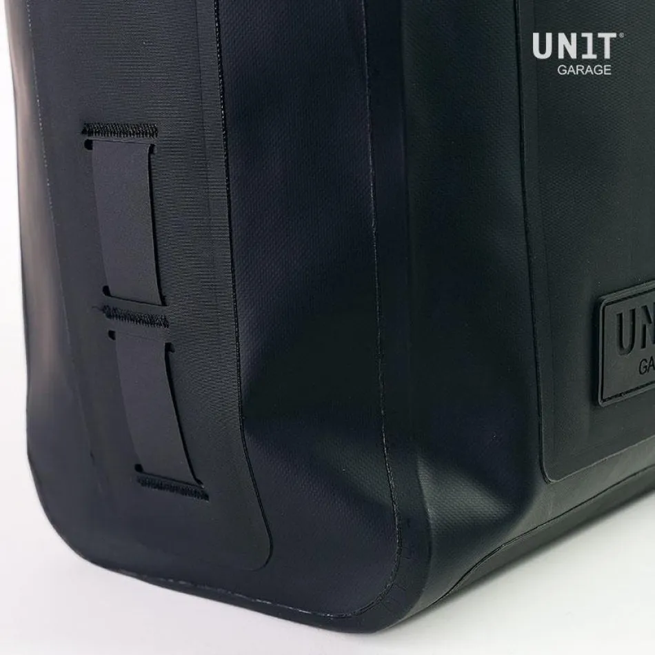 UNIT GARAGE KHALI SIDE PANNIER IN TPU