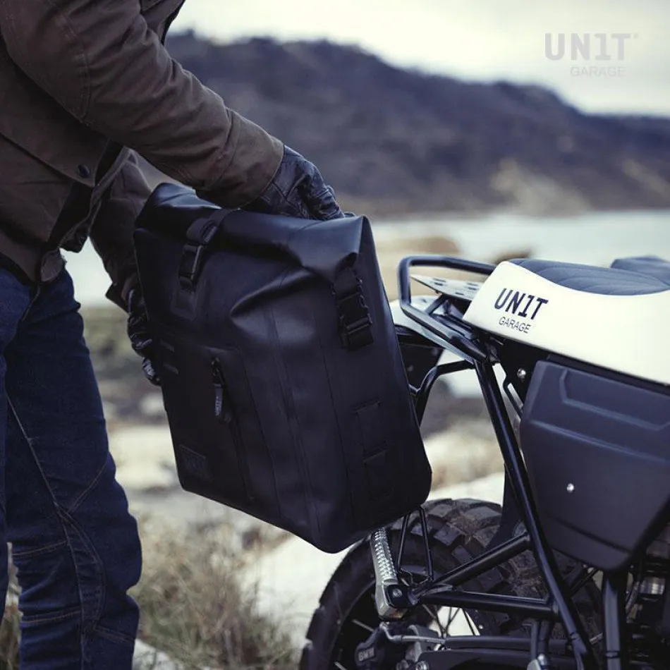 UNIT GARAGE KHALI SIDE PANNIER IN TPU