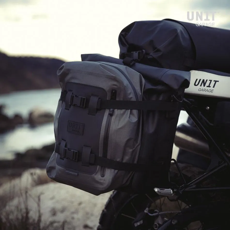 UNIT GARAGE KHALI SIDE PANNIER IN TPU