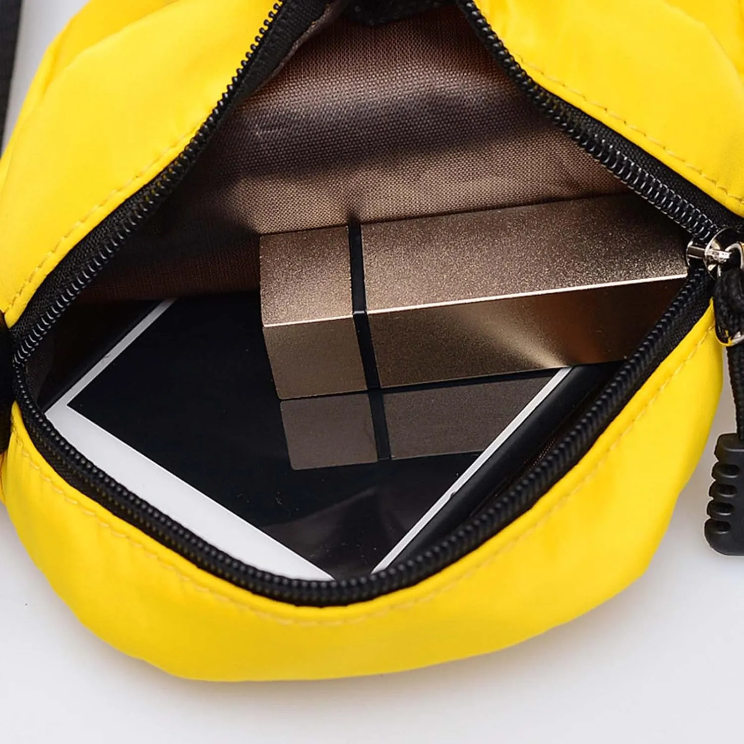 Women's Waterproof Leather Crossbody Purses Cross Body Shoulder Bags with Keyholder Summer Beach Bag(One Size)